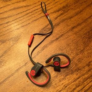 Red/gray wireless Powerbeats